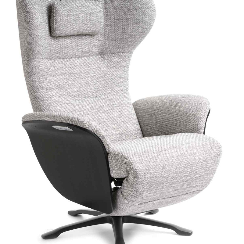 Aviora  reclainer chair